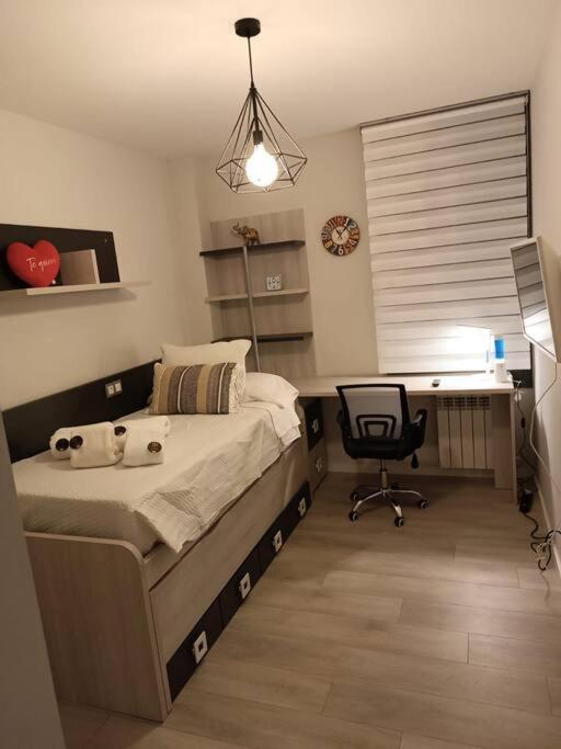 Apartament ¡Al Lado De La Clinica Oftalmologica Vega! Oviedo Zewnętrze zdjęcie
